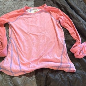 Ladies TEK gear LS tee w thumb holes